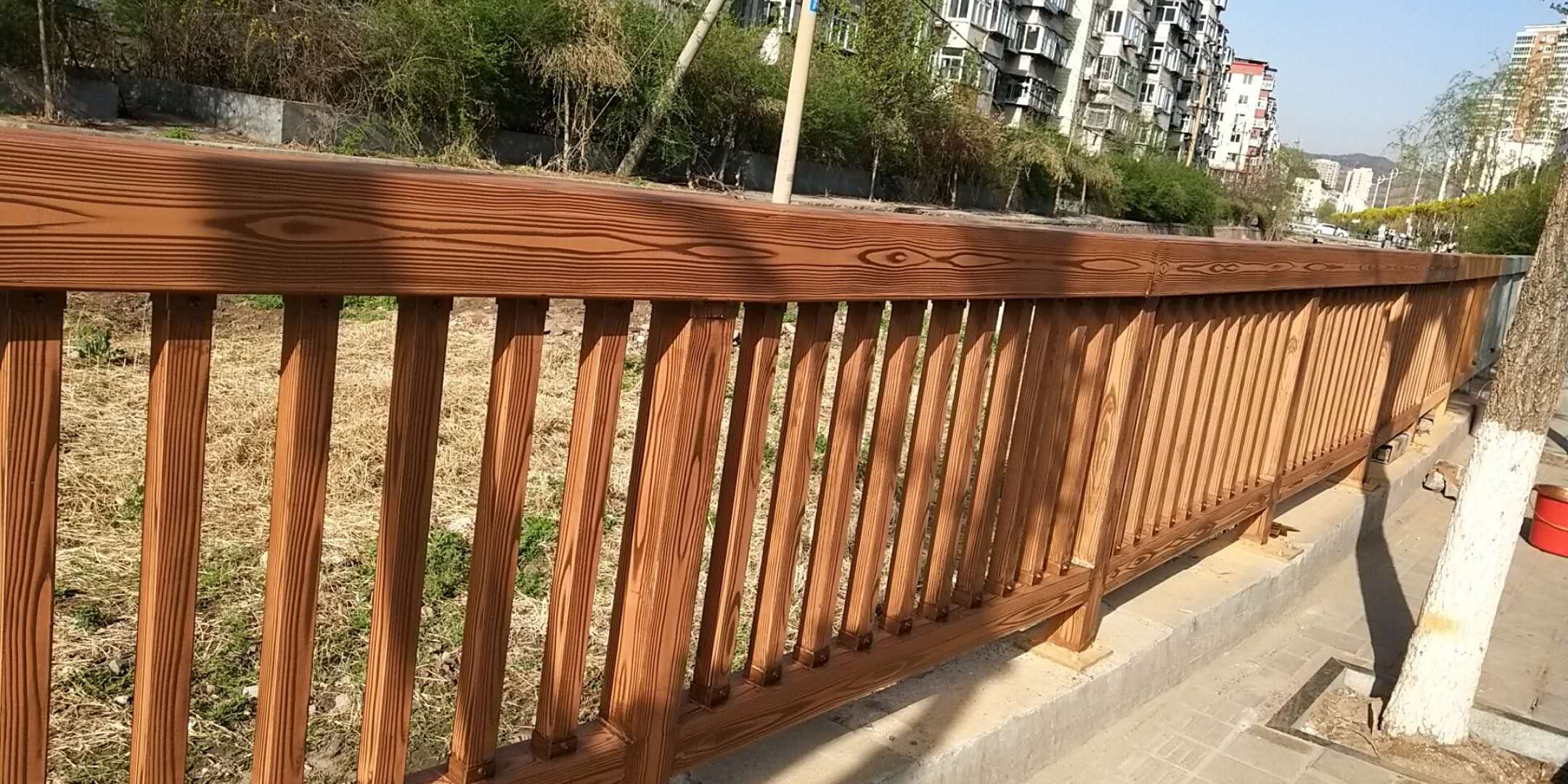 九龙坡河北承德护栏仿木纹漆项目